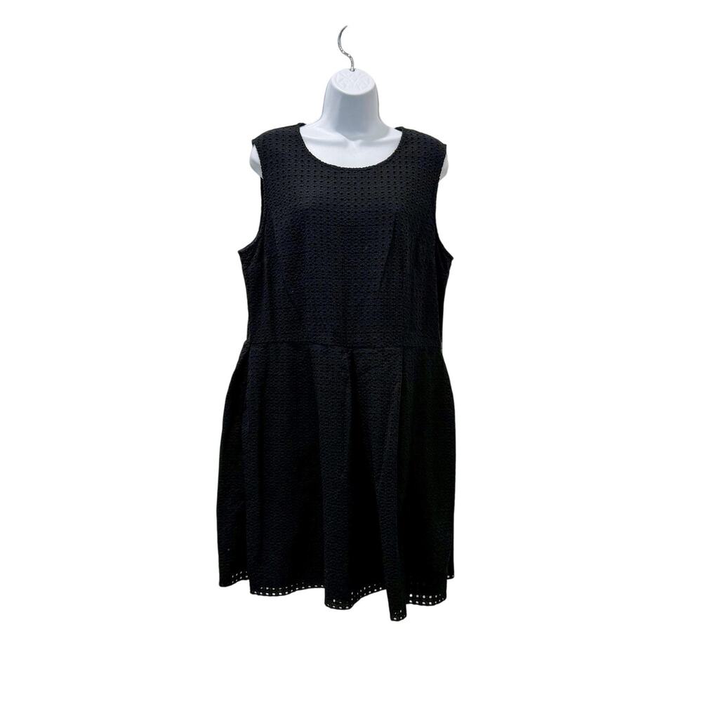 Gap Dress Womens 18 Black Eyelet Embroidered Fit Flare Sleeveless Short Lined